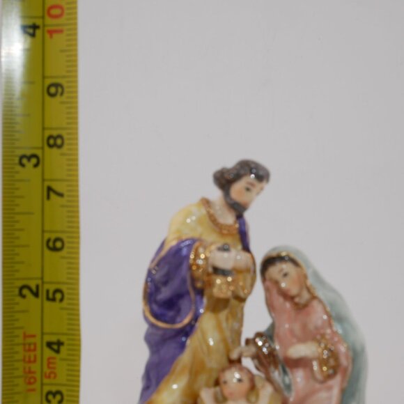 Cottage Garden Hand-Painted Nativity Scene Hinged Trinket Box Collectible - Picture 5 of 6